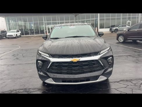 Certified 2023 Chevrolet Blazer LT w/ Driver Confidence Package image 3