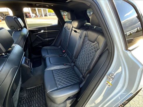 Used 2020 Audi SQ5 Prestige w/ Prestige Package image 28