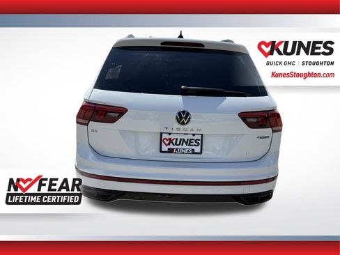 Used 2024 Volkswagen Tiguan SE R-Line AWD/4WD image 10