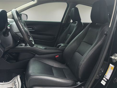 Used 2021 Honda HR-V EX-L image 9