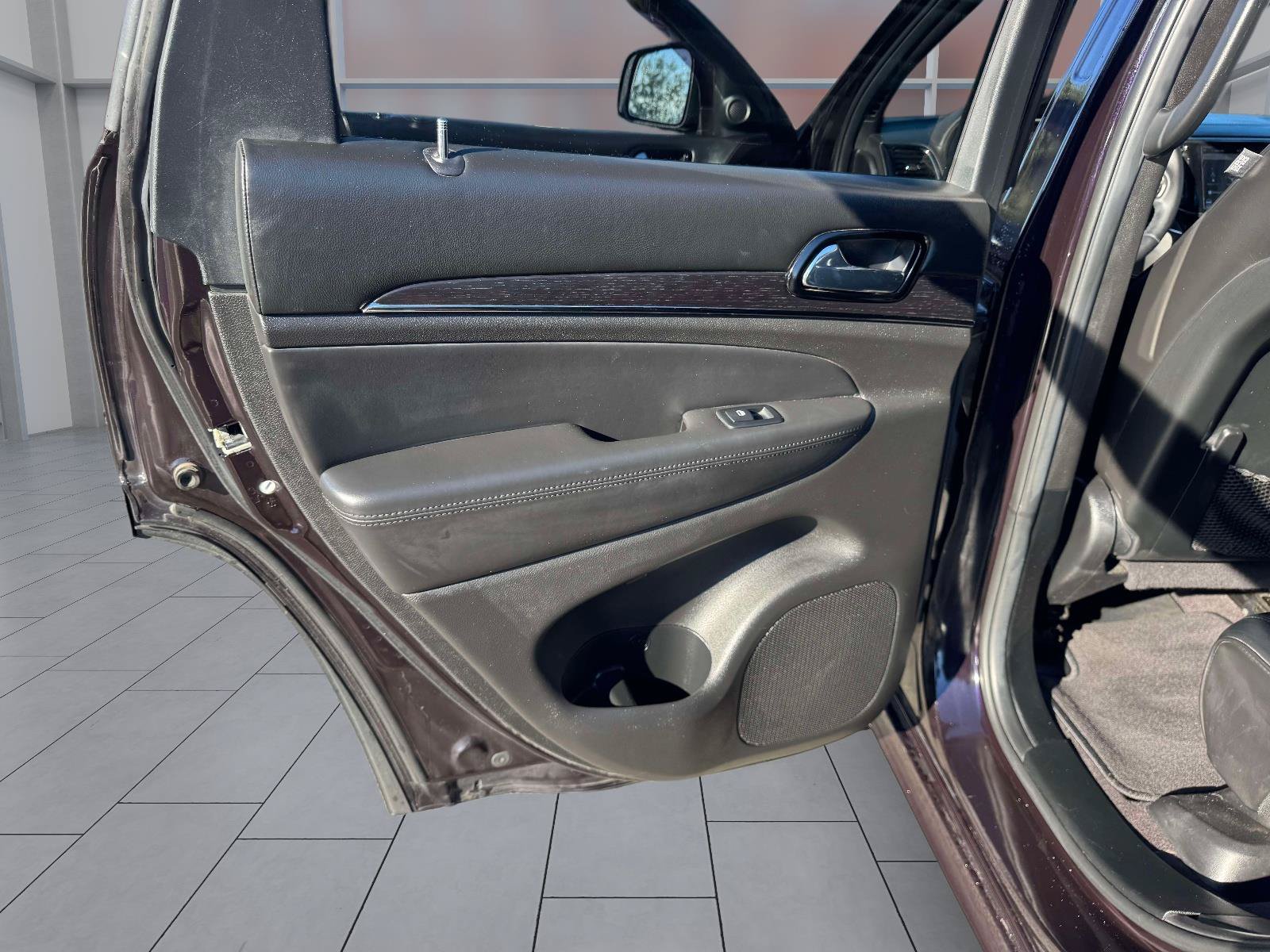 Used 2019 Jeep Grand Cherokee High Altitude AWD/4WD image 21