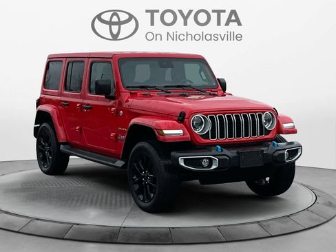 Used 2024 Jeep Wrangler Unlimited Sahara AWD/4WD image 8