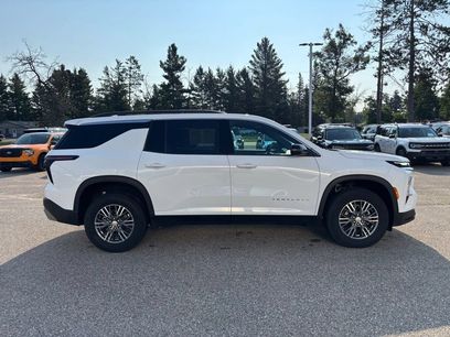 Used 2026 Chevrolet Traverse LT