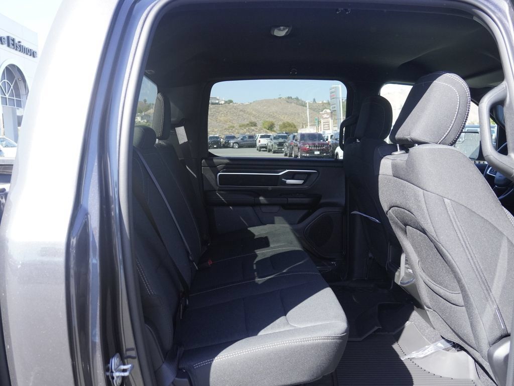 New 2026 RAM 1500 Big Horn AWD/4WD image 31