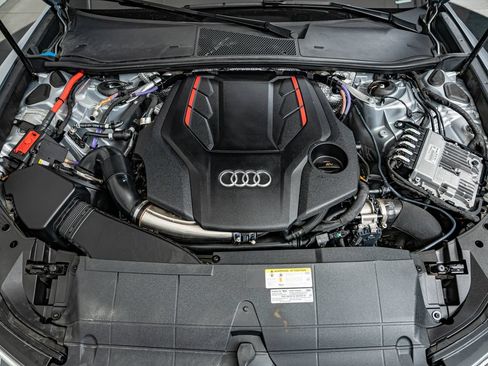 Used 2022 Audi S6 Premium Plus w/ S Sport Package AWD/4WD image 43