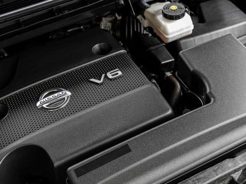 Certified 2024 Nissan Murano SV w/ SV Midnight Edition Package image 28