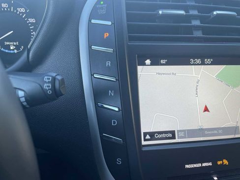 Used 2019 Lincoln MKC Reserve w/ MKC Climate Package image 16