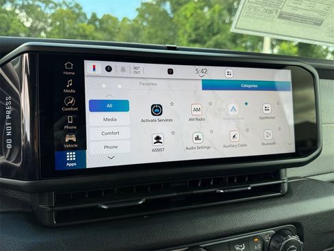 New 2025 Jeep Gladiator Sport image 28