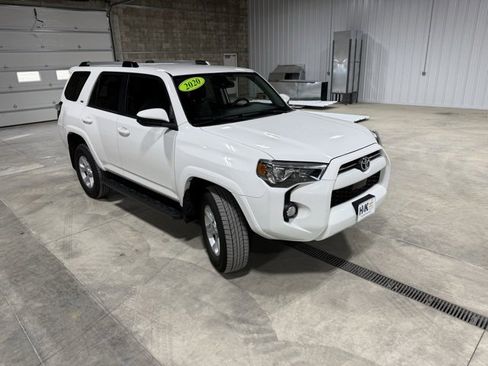 Used 2020 Toyota 4Runner SR5 image 35