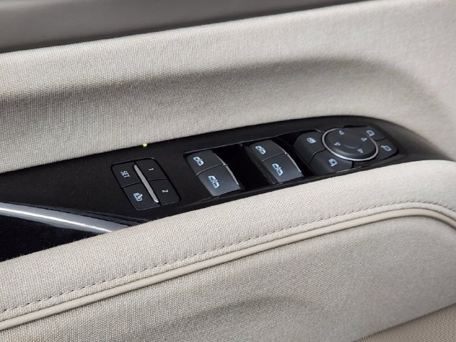 Used 2021 Cadillac Escalade Sport Platinum AWD/4WD image 9