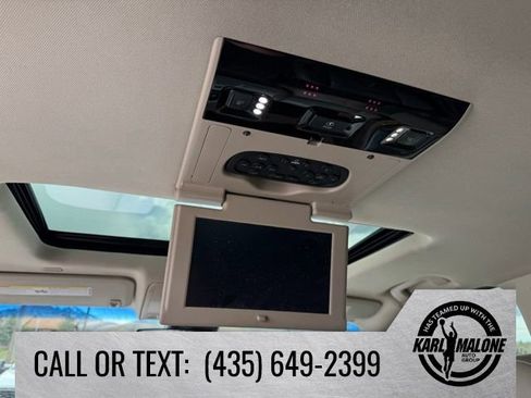 Used 2017 Chevrolet Tahoe Premier AWD/4WD image 33