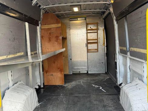 Used 2018 RAM ProMaster 2500 FWD image 9