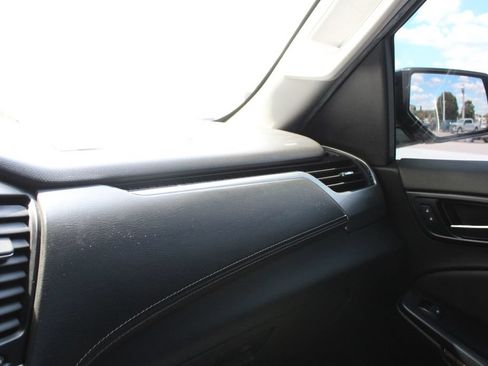 Used 2019 Chevrolet Tahoe LT AWD/4WD image 18
