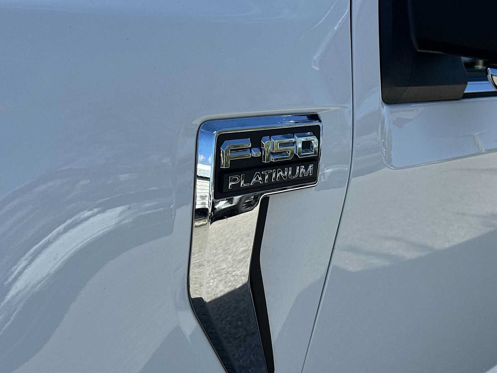 Used 2023 Ford F150 Platinum AWD/4WD image 11