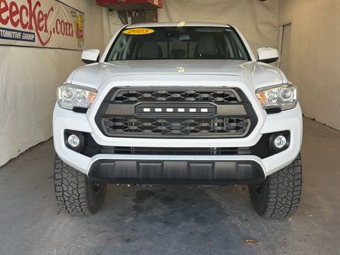 Used 2023 Toyota Tacoma SR5 image 3