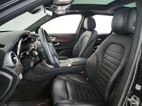 Certified 2022 Mercedes-Benz GLC 300 4MATIC image 10