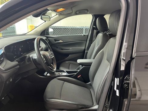Used 2025 Buick Encore GX Preferred image 27