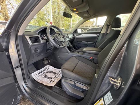 Used 2018 Volkswagen Atlas S image 9