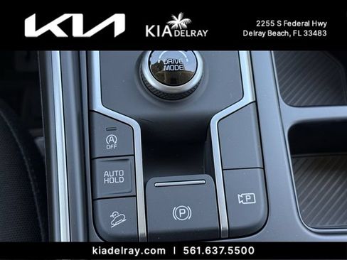 New 2026 Kia Sorento LX FWD image 21