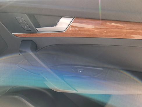 Certified 2023 Audi Q5 2.0T Premium w/ Convenience Package image 13