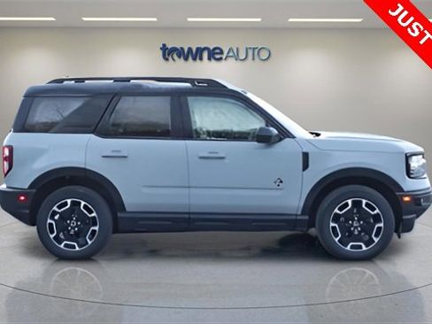 Used 2024 Ford Bronco Sport Outer Banks image 6