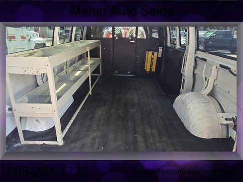 Used 2010 Chevrolet Express 1500 AWD w/ Power Package image 8