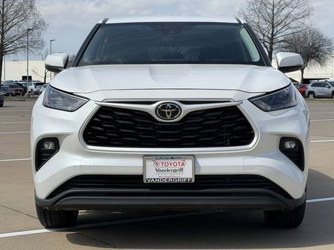 Certified 2024 Toyota Highlander LE image 7