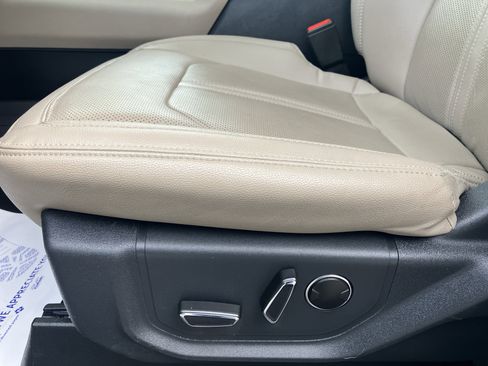 Used 2024 Ford Expedition Max Limited AWD/4WD image 24