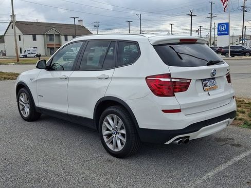 Used 2017 BMW X3 xDrive28i AWD/4WD image 3