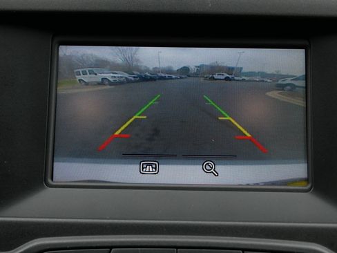 Used 2016 Ford Fusion SE image 27