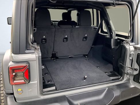 Used 2020 Jeep Wrangler Unlimited Sport S image 19