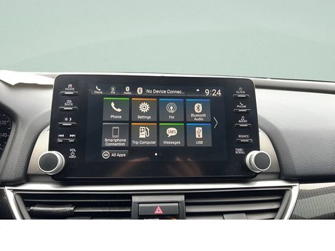 Used 2018 Honda Accord Sport image 14