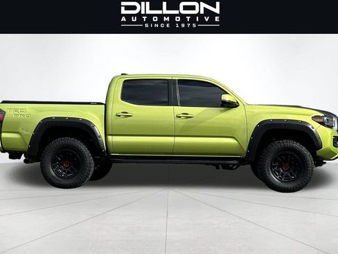 Used 2022 Toyota Tacoma TRD Pro AWD/4WD image 3