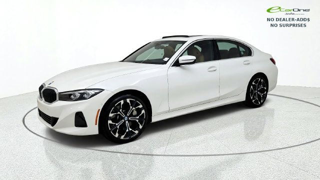 Used 2025 BMW 330i xDrive Sedan AWD/4WD image 4