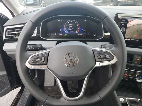 New 2025 Volkswagen Jetta SE image 16