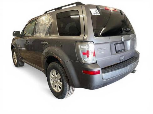 Used 2010 Mercury Mariner I4 AWD 4dr SUV image 3
