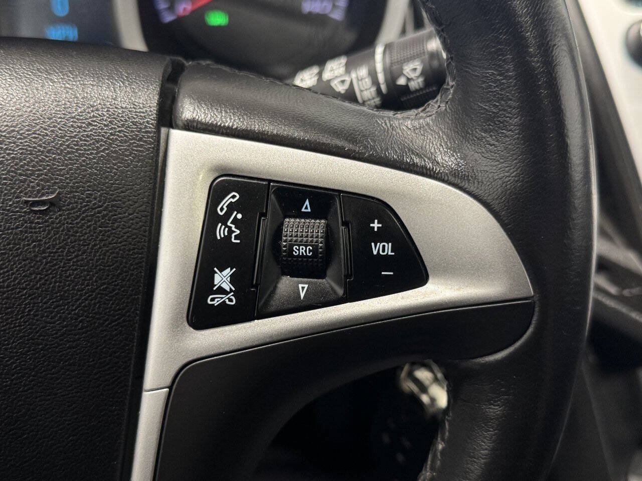 Used 2016 Chevrolet Equinox LTZ w/ Enhanced Convenience Package AWD/4WD image 27