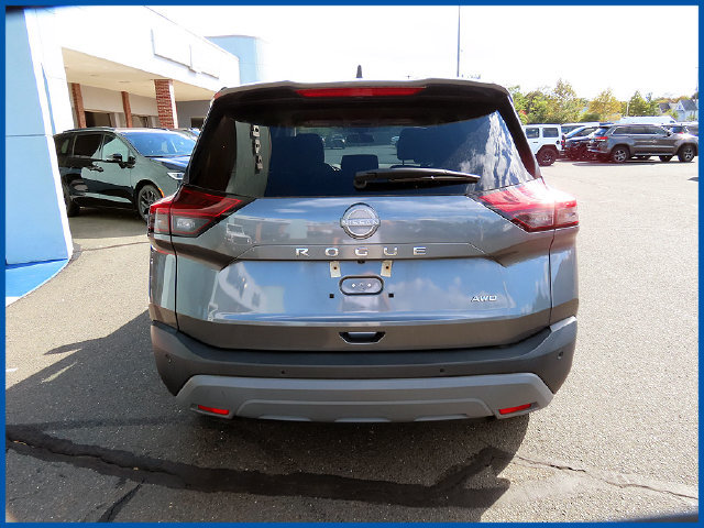Used 2023 Nissan Rogue S AWD/4WD image 6