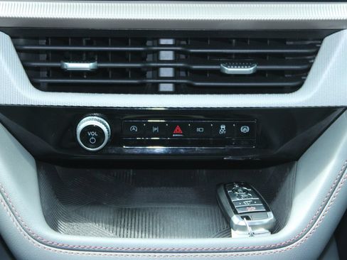 Used 2025 Ford Explorer Active w/ Active Comfort Package AWD/4WD image 28