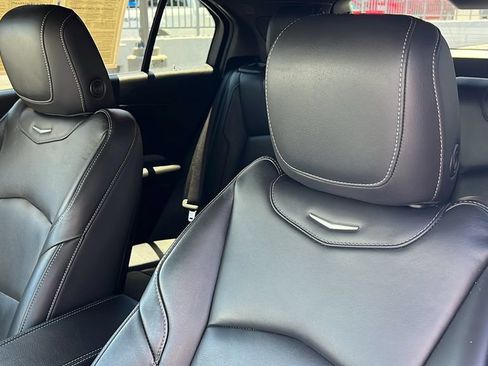 Used 2022 Cadillac XT4 Premium Luxury w/ Enhanced Visibility Package FWD image 14