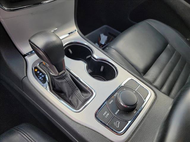 Used 2018 Jeep Grand Cherokee Limited AWD/4WD image 12
