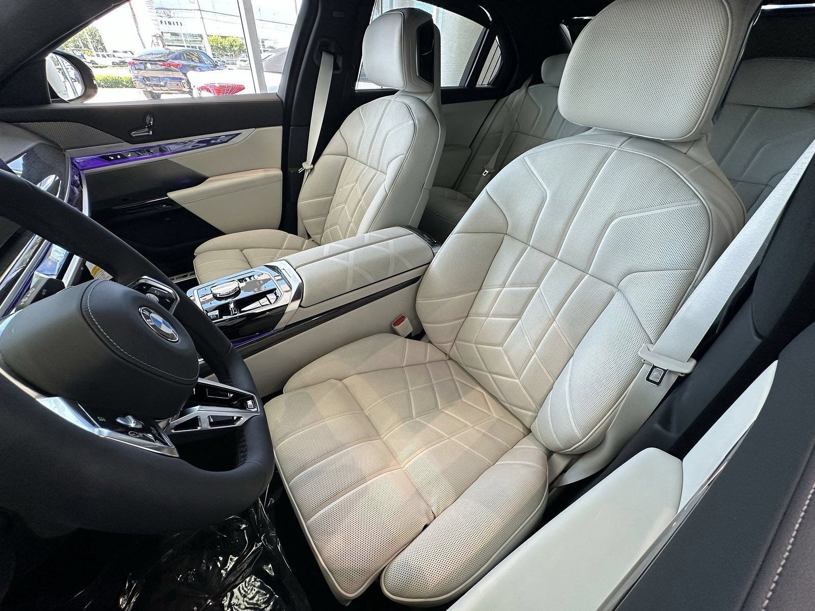New 2026 BMW 760i xDrive w/ Executive Package AWD/4WD image 8