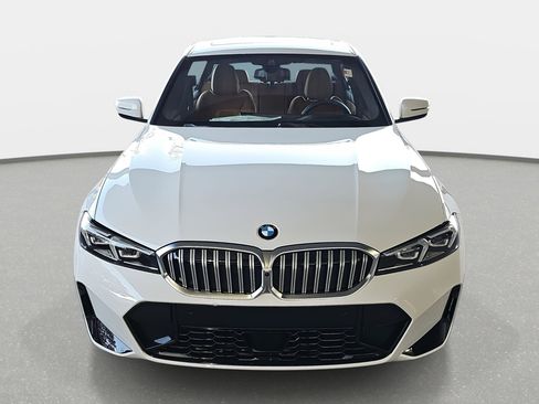 New 2026 BMW 330i Sedan w/ M Sport Package image 2