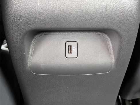 Used 2025 Nissan Sentra SR w/ SR Premium Package image 15