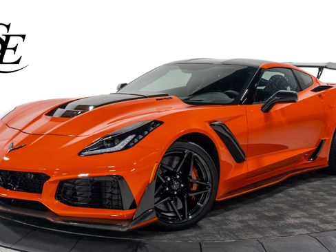 Used 2019 Chevrolet Corvette ZR1 image 1