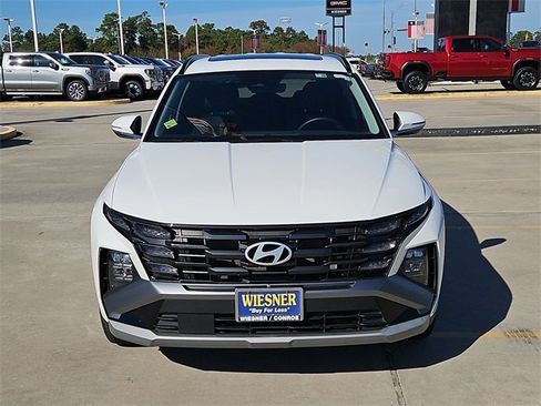 Used 2025 Hyundai Tucson SEL image 2
