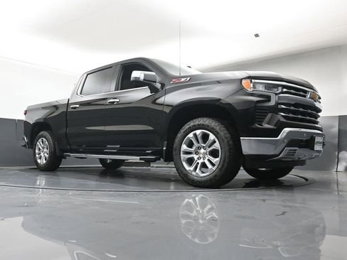 New 2026 Chevrolet Silverado 1500 LTZ w/ Z71 Off-Road Package AWD/4WD image 22