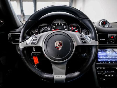 Used 2009 Porsche 911 Carrera RWD image 10
