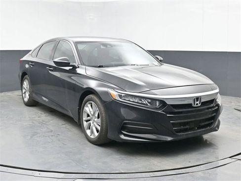 Used 2018 Honda Accord LX image 2