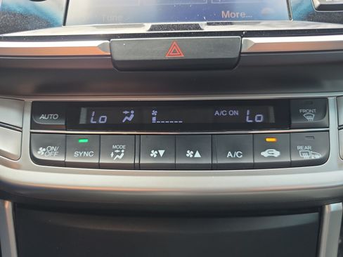 Used 2015 Honda Accord EX-L image 26